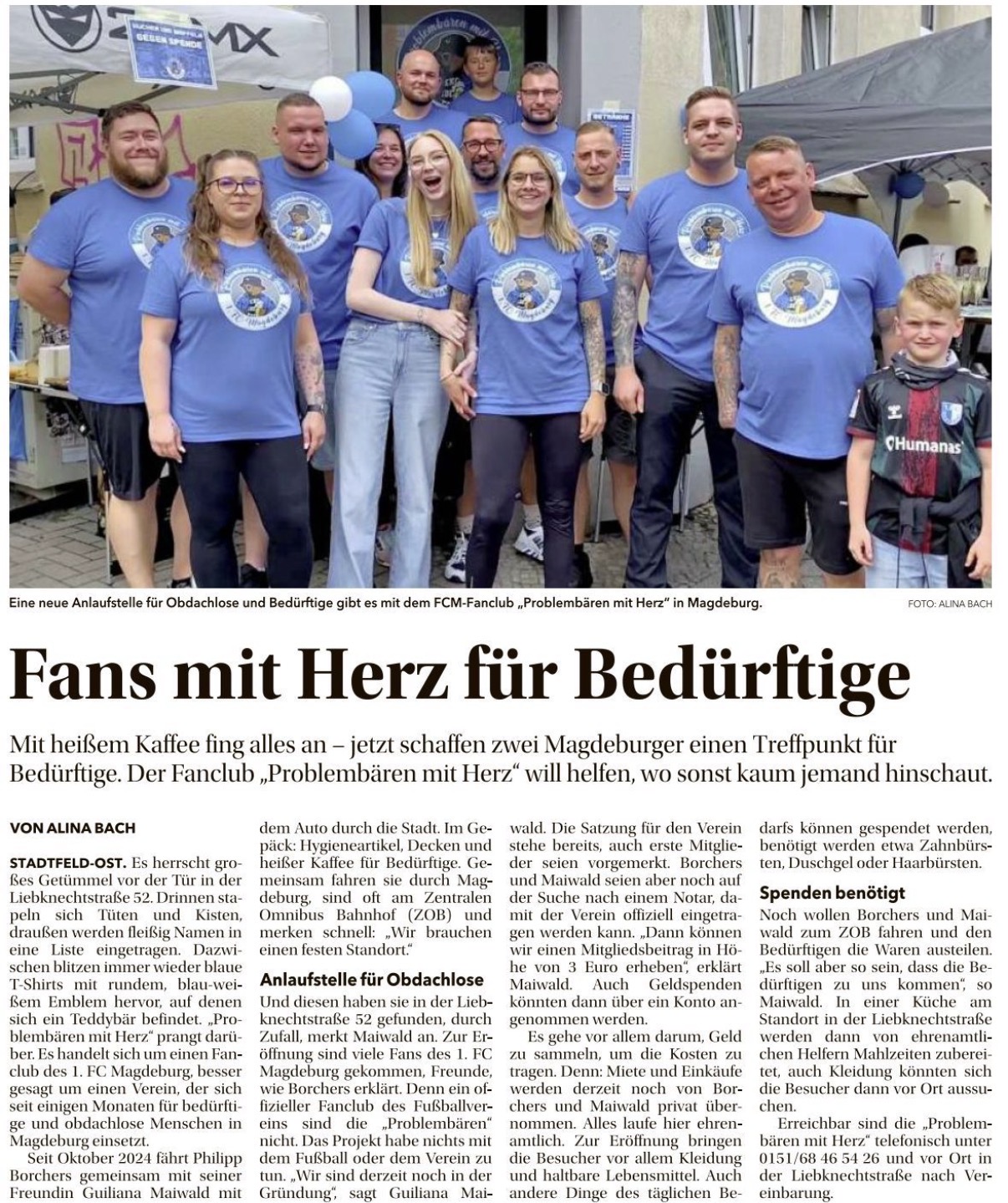Zeitungsartikel der Volksstimme: 'Fans mit Herz für Bedürftige' — Team-Foto der Problembären vor dem Vereinsheim in der Liebknechtstraße 52, Magdeburg